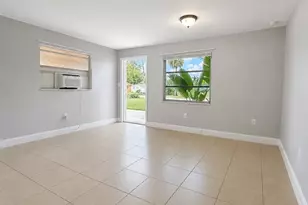 3304 Edgewood Ave, Fort Myers, FL 33916 - Photo 2