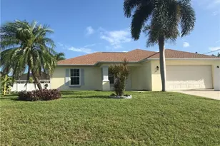 1427 NE 43rd Ln, Cape Coral, FL 33909 - Photo 1