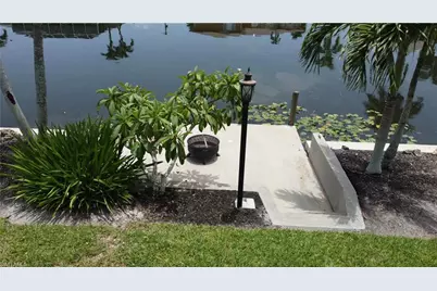 237 SE 20th Ct, Cape Coral, FL 33990 - Photo 40