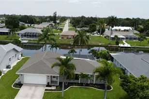 237 SE 20th Ct, Cape Coral, FL 33990 - Photo 2