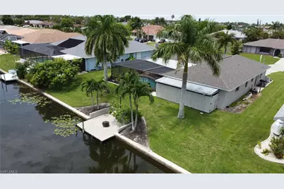 237 SE 20th Ct, Cape Coral, FL 33990 - Photo 38