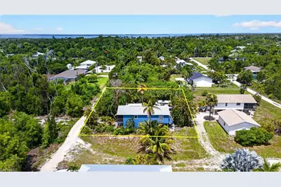 7160 Guava Ave, Bokeelia, FL 33922 - Photo 22