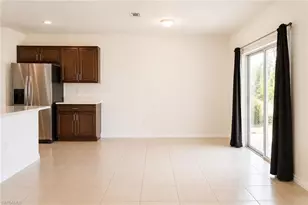 337 SW 30th Ave, Cape Coral, FL 33991 - Photo 4