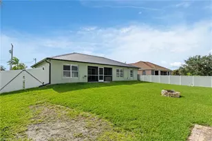 300 NW 22nd Pl, Cape Coral, FL 33993 - Photo 24