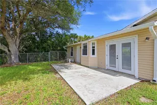 302 NW 5th Terrace, Cape Coral, FL 33993 - Photo 34