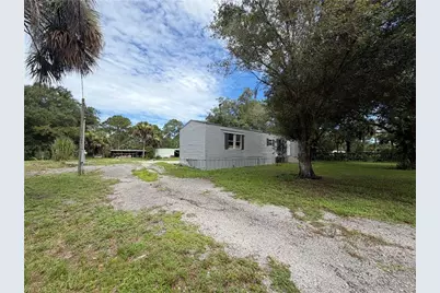 770 S Mayoral St, Clewiston, FL 33440 - Photo 2