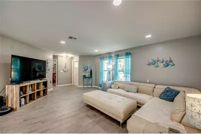 1214 Baldwin Pl, Lehigh Acres, FL 33936 - Photo 12