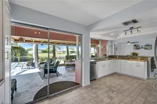 4232 SE 8th Pl, Cape Coral, FL 33904 - Photo 16