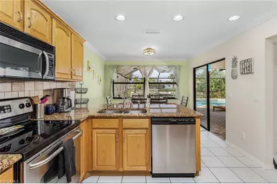 201 SE 28th Ter, Cape Coral, FL 33904 - Photo 24