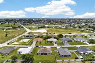 2714 NW 1st Pl, Cape Coral, FL 33993 - Photo 4