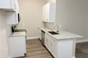 1425 SW 51st Ln, Cape Coral, FL 33914 - Photo 10