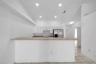 1214 SE 24th Ave, Cape Coral, FL 33990 - Photo 6