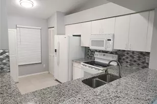 9660 Victoria Ln, Naples, FL 34109 - Photo 2
