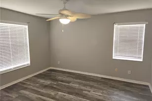 9660 Victoria Ln, Naples, FL 34109 - Photo 6