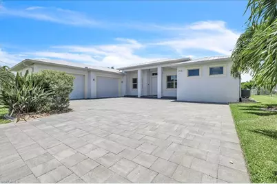2918 SE 10th Pl, Cape Coral, FL 33904 - Photo 2