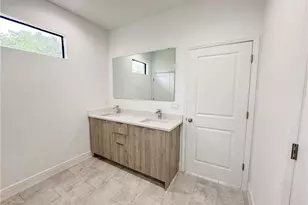 1026 Hilton Ct, Labelle, FL 33935 - Photo 6