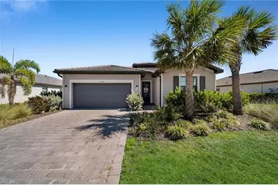 13846 Pine Lodge Ln, Fort Myers, FL 33913 - Photo 2