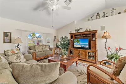 2305 SW 19th Pl, Cape Coral, FL 33991 - Photo 16