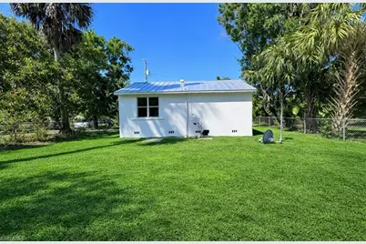569 Nuna Ave, Fort Myers, FL 33905 - Photo 12