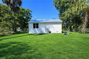 569 Nuna Ave, Fort Myers, FL 33905 - Photo 12