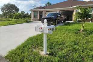610 W 12th St, Lehigh Acres, FL 33972 - Photo 4