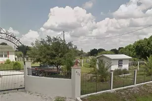 630 N Coral St, Clewiston, FL 33440 - Photo 2