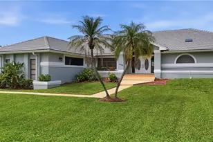 5350 Harborage Dr, Fort Myers, FL 33908 - Photo 2