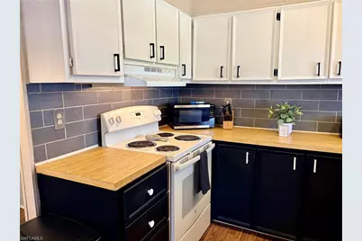2790 Indianwood Dr, North Fort Myers, FL 33917 - Photo 4