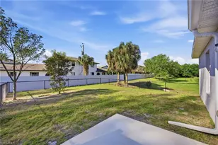 1426/1428 Cape Coral Pkwy W, Cape Coral, FL 33914 - Photo 4