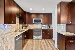 3122 SE 18th Pl, Cape Coral, FL 33904 - Photo 16