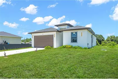 433 Rayford St, Lehigh Acres, FL 33974 - Photo 2