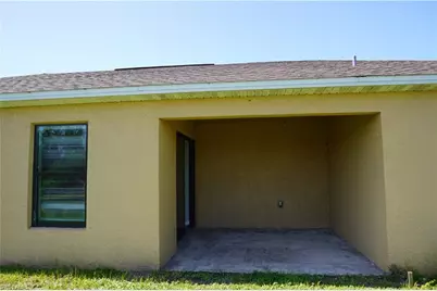 601 NE 11th Ter, Cape Coral, FL 33909 - Photo 32