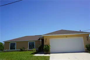 601 NE 11th Terrace, Cape Coral, FL 33909 - Photo 2