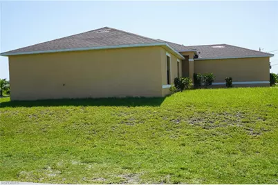 601 NE 11th Ter, Cape Coral, FL 33909 - Photo 36