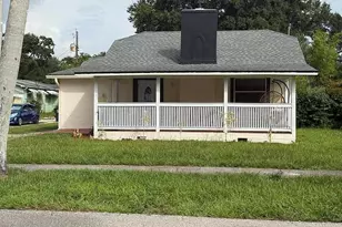 3516 E Riverside Dr, Fort Myers, FL 33916 - Photo 1