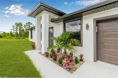633 Windermere Dr, Lehigh Acres, FL 33972 - Photo 1