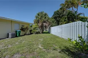 5249 Sunnybrook Ct, Cape Coral, FL 33904 - Photo 34