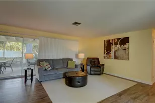 5249 Sunnybrook Ct, Cape Coral, FL 33904 - Photo 6