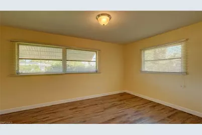 5249 Sunnybrook Ct, Cape Coral, FL 33904 - Photo 24