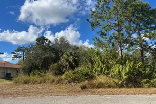 611 Highland Ave, Lehigh Acres, FL 33972 - Photo 1