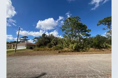 611 Highland Ave, Lehigh Acres, FL 33972 - Photo 4
