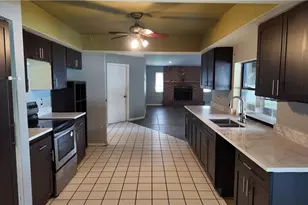 311 Oklahoma Ave, Fort Myers, FL 33905 - Photo 6