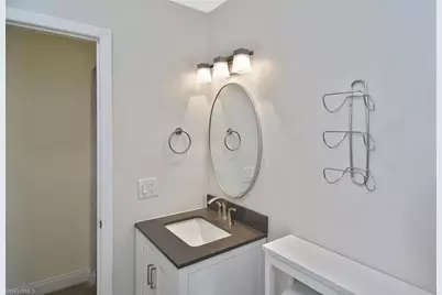 4295 Island Cir #2, Fort Myers, FL 33919 - Photo 10