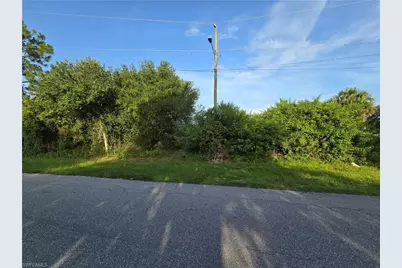 6009 Joplin Ave, Fort Myers, FL 33905 - Photo 2