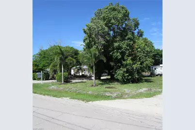 16121 Tortuga St, Bokeelia, FL 33922 - Photo 2