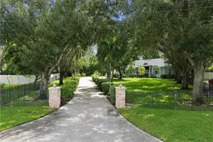 3778 Hidden Acres Cir S, North Fort Myers, FL 33903 - Photo 4