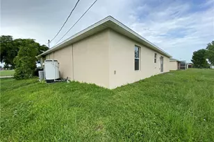 1703 NE 17th St, Cape Coral, FL 33909 - Photo 18