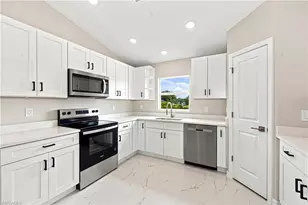 1718 NE 13th Pl, Cape Coral, FL 33909 - Photo 6