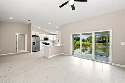 1718 NE 13th Pl, Cape Coral, FL 33909 - Photo 10