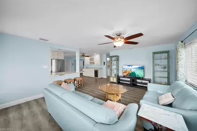 5208 Wilmington Ct, Cape Coral, FL 33904 - Photo 6